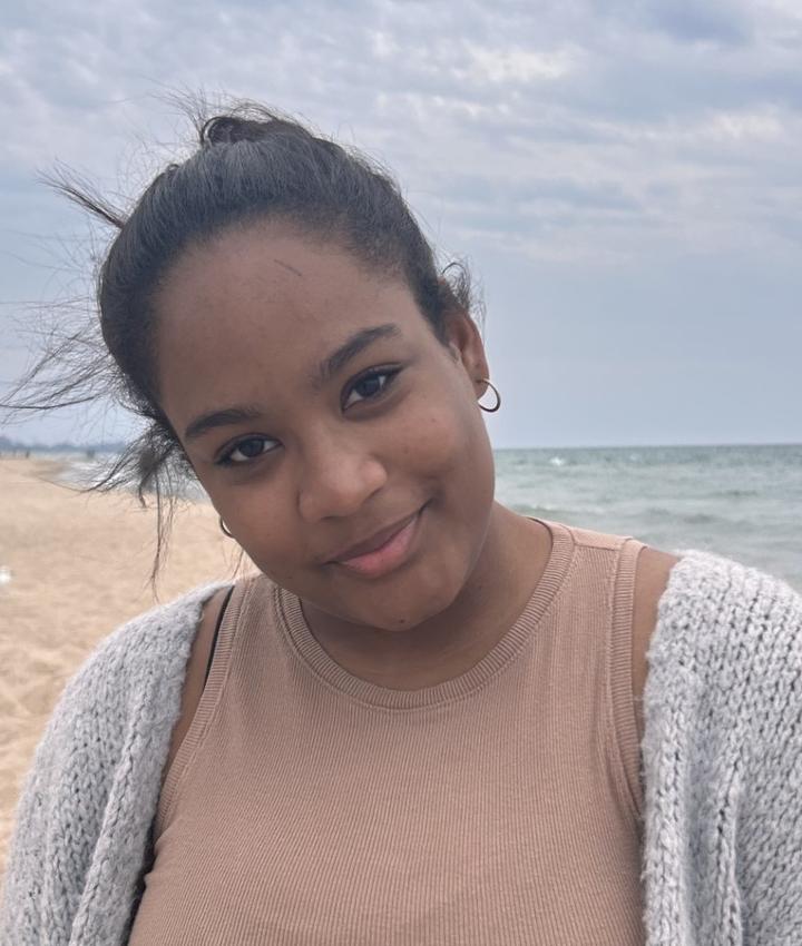 Portrait of Lauren Robinson